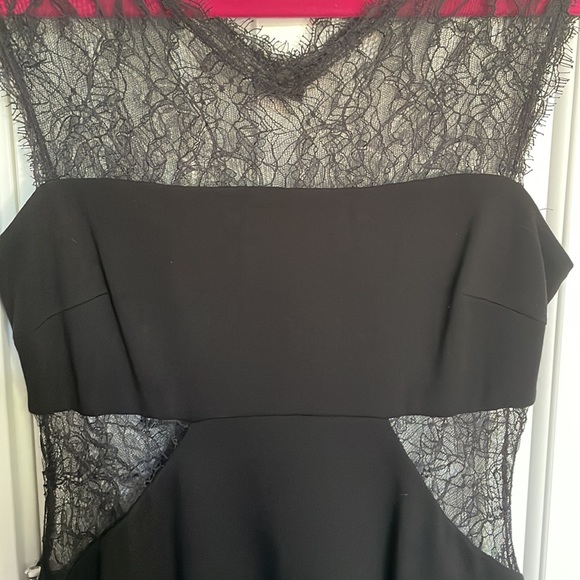 Bailey 44 LBD, lace detail and cutouts, size small, great condition - Picture 5 of 10